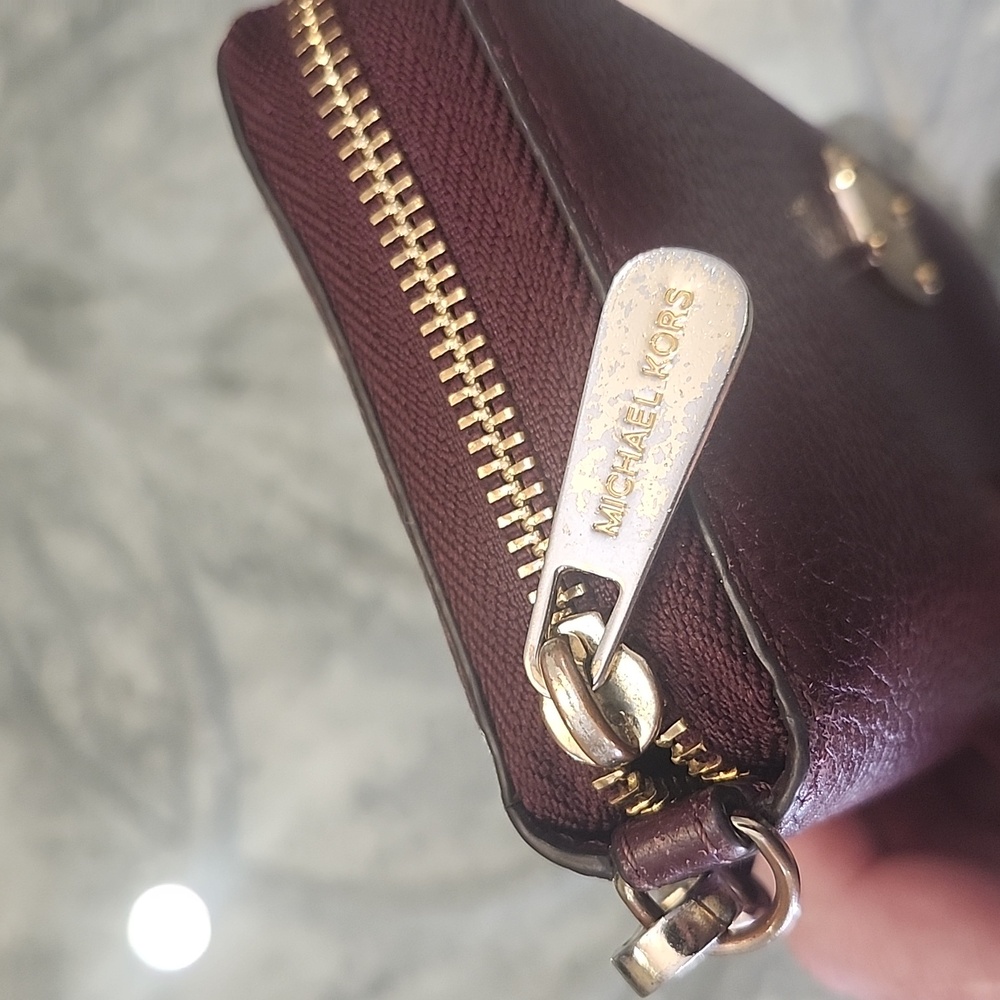 Michael Kors Burgundy Leather Large Zip Around Wallet Wristlet - Picture 9 of 15